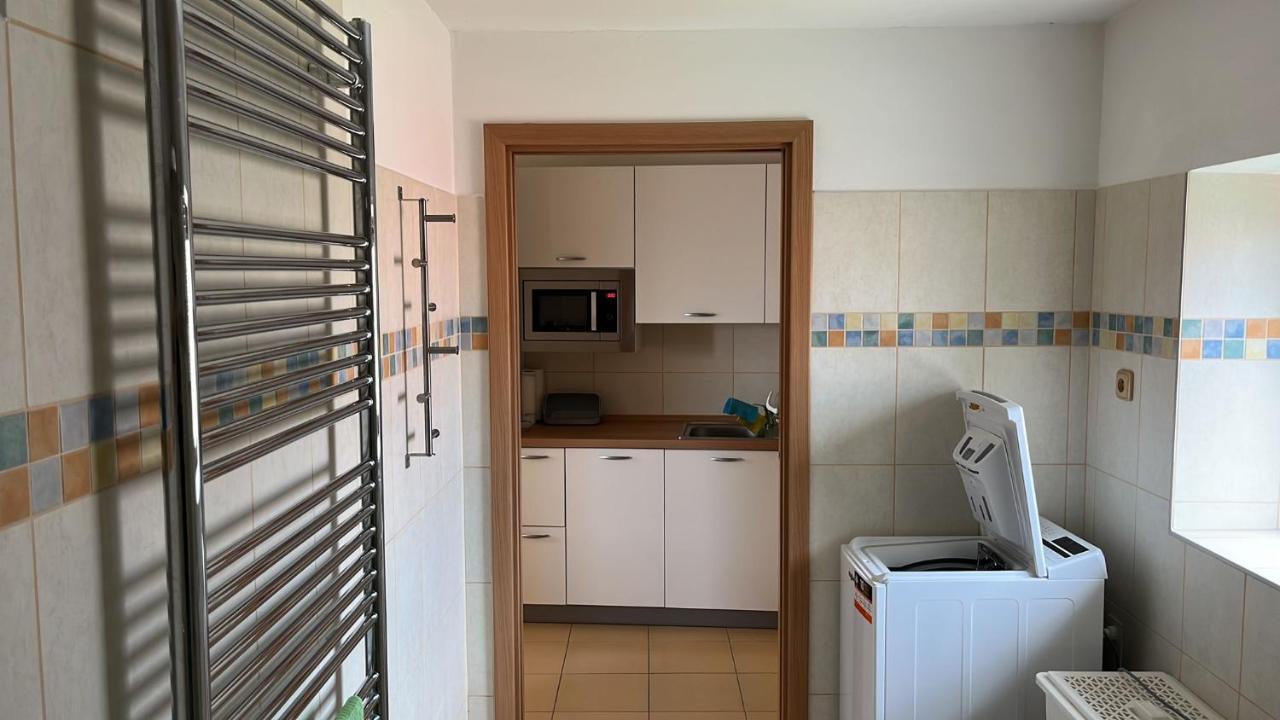 Apartman Hotel Vomocil Bystre Buitenkant foto